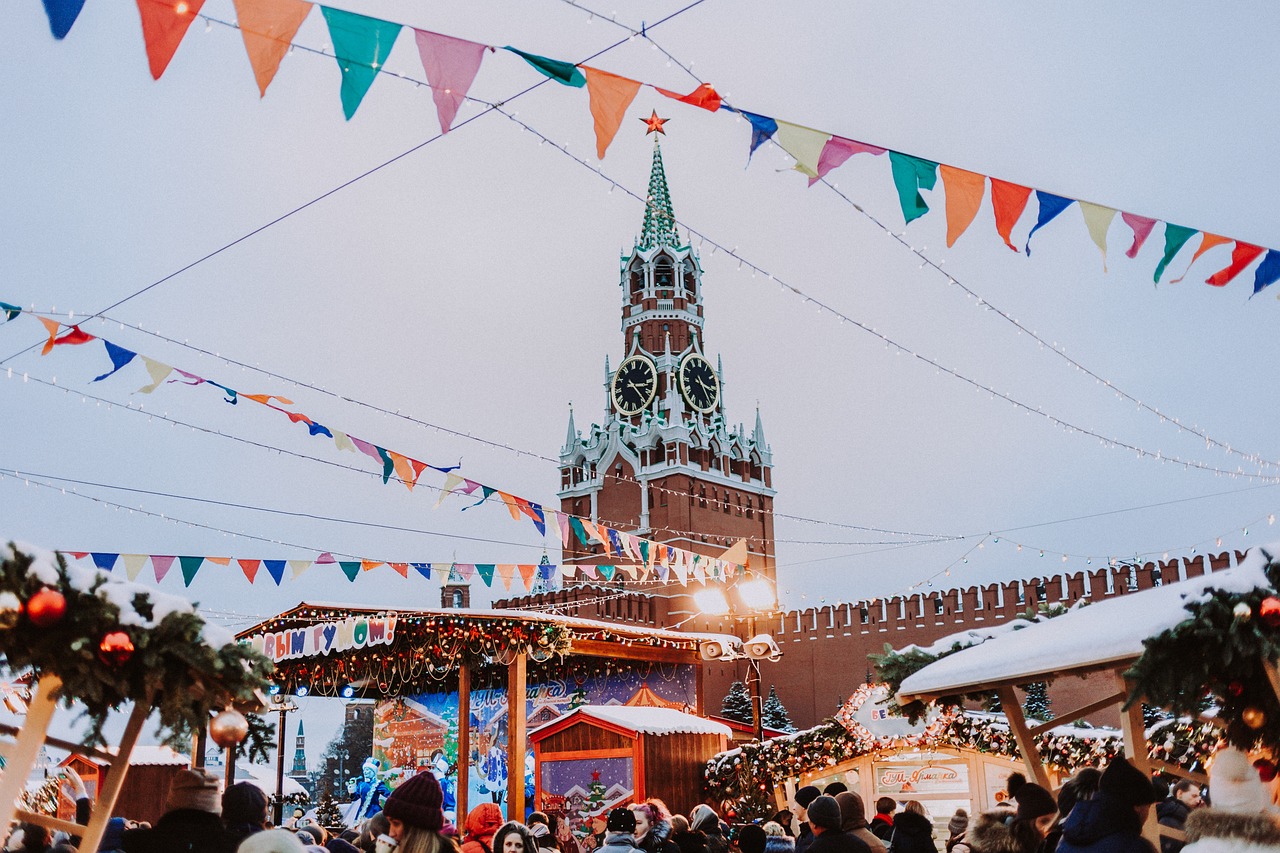 Более 13 млн человек участвовали в праздничных мероприятиях в Москве