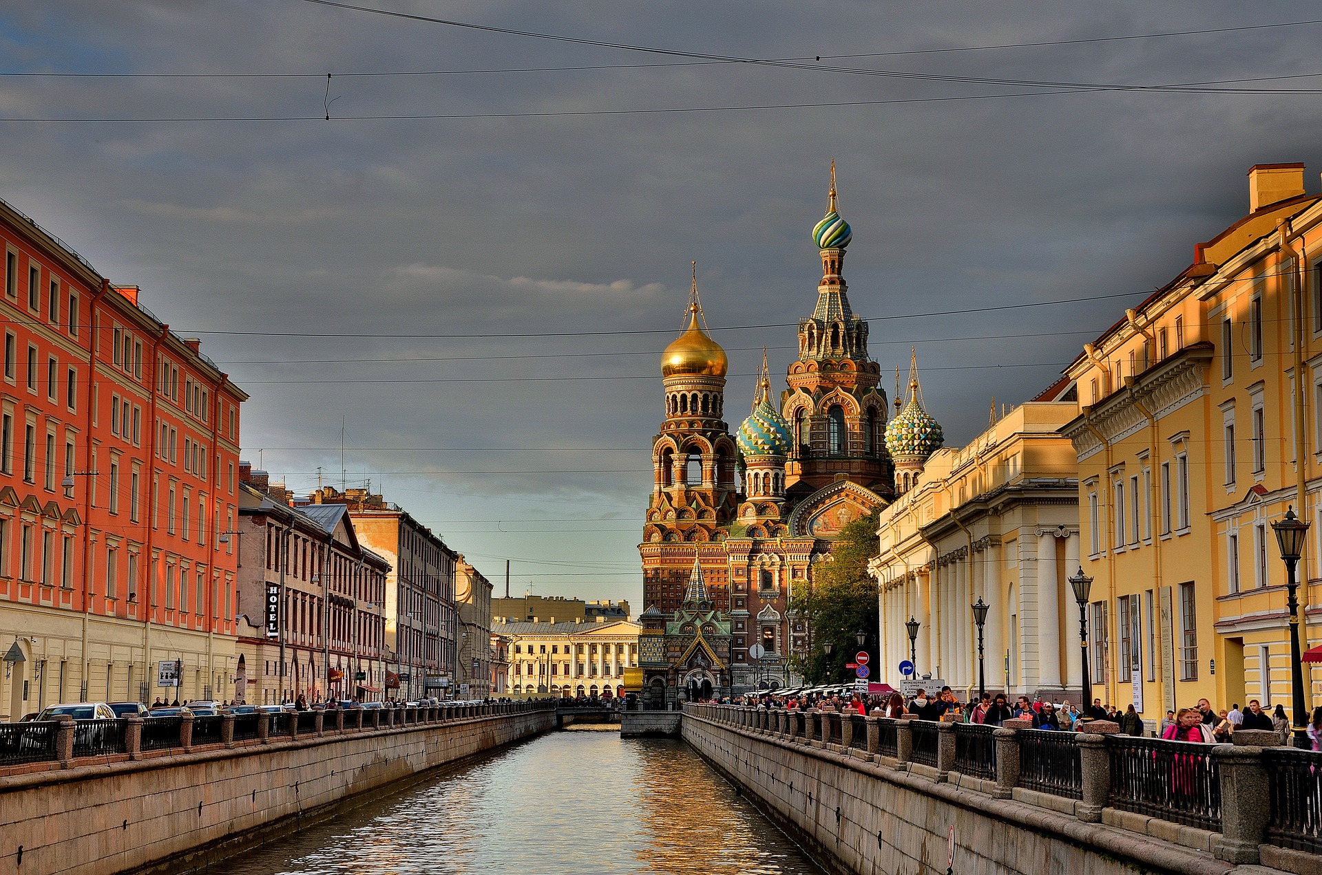 Откройте для себя Санкт-Петербург с воды