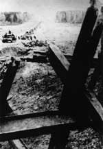 Колонна немецких танков на Минском шоссе 14 октября 1941 г. Из немецкой кинохроники