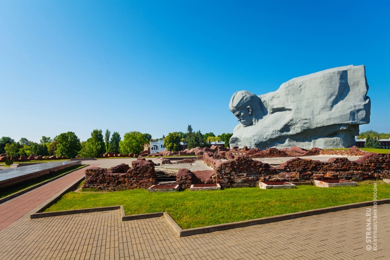 Республика Беларусь. Брест. Мемориальный комплекс «Брестская крепость-герой».Фото: Фотобанк Лори. Strana.Ru