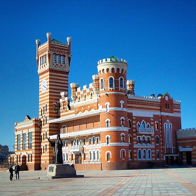 Здание телекомпании. На эту башенку я поднимался #ZamkiExp #ЙошкарОла Здание телекомпании. На эту башенку я поднимался #ZamkiExp #ЙошкарОла
