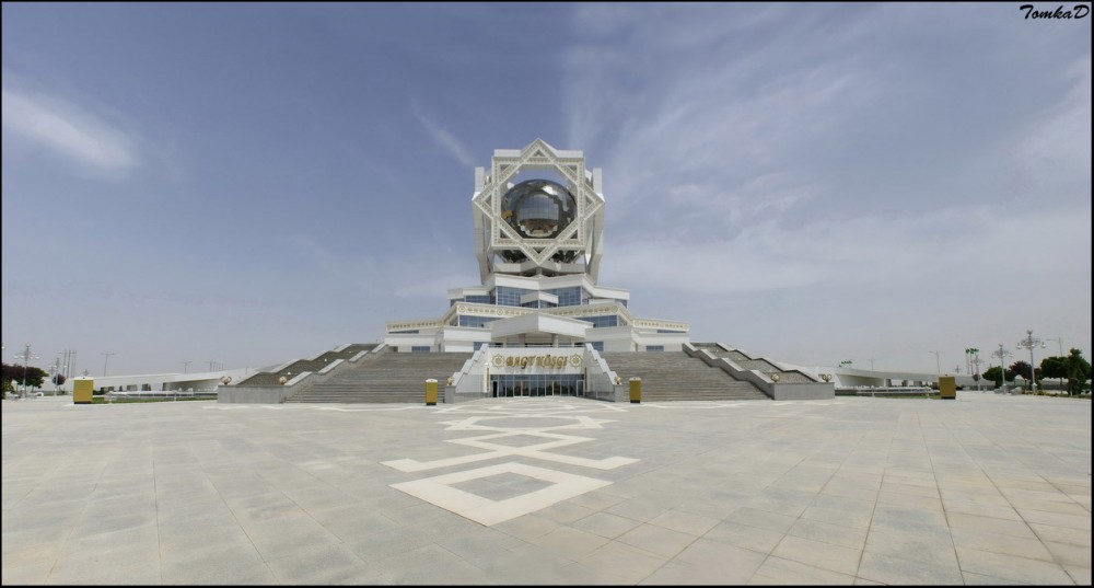 11 Panorama-02.jpg