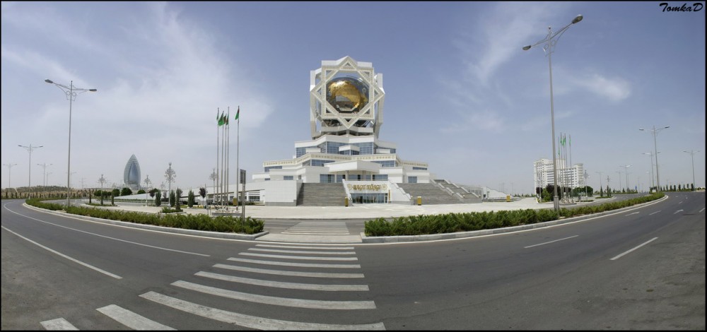 12 Panorama-02.jpg