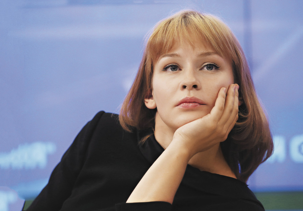 Несмотря на ангельскую внешность, Юлия предпочитает играть героинь отнюдь не гламурных.
