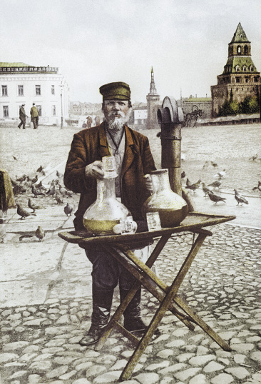 Продавец кваса. Фотография начала ХХ века.
