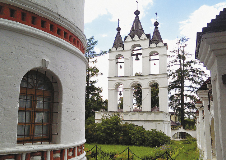 Большие Вязёмы. Звонница храма Преображения, 1584г.