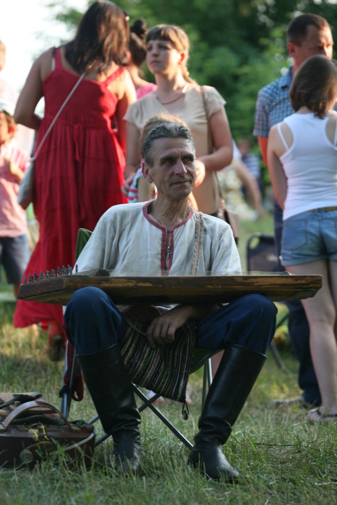 Плотников