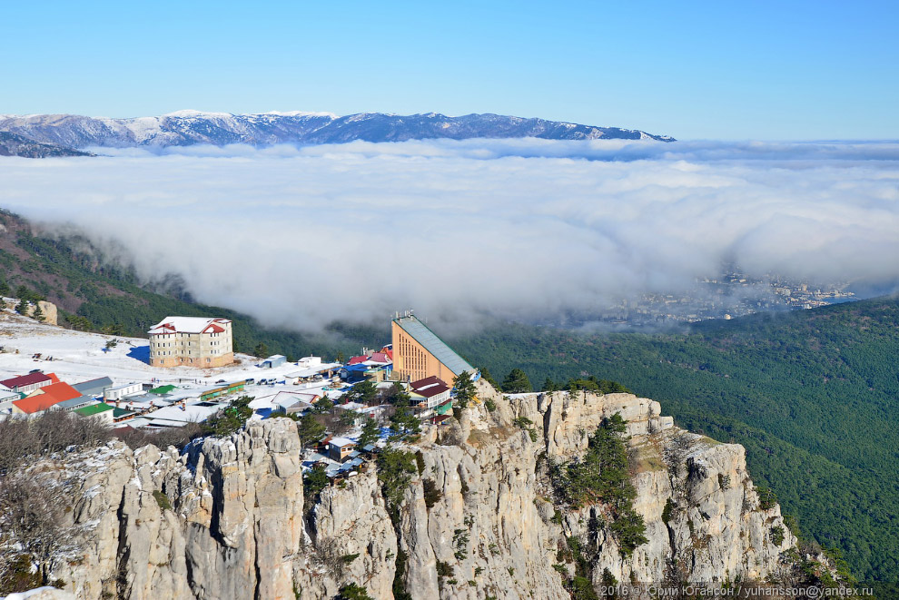 В Крыму над облаками