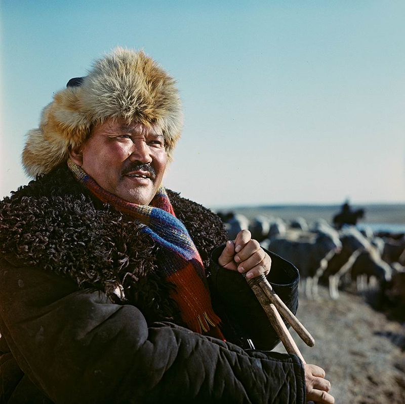 Освоение целины на цветных фото из архива журнала «Огонек»