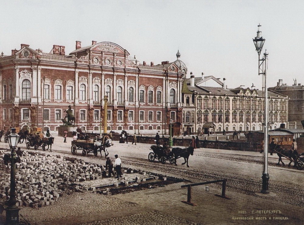 Дореволюционный Петербург в серии цветных фотографий