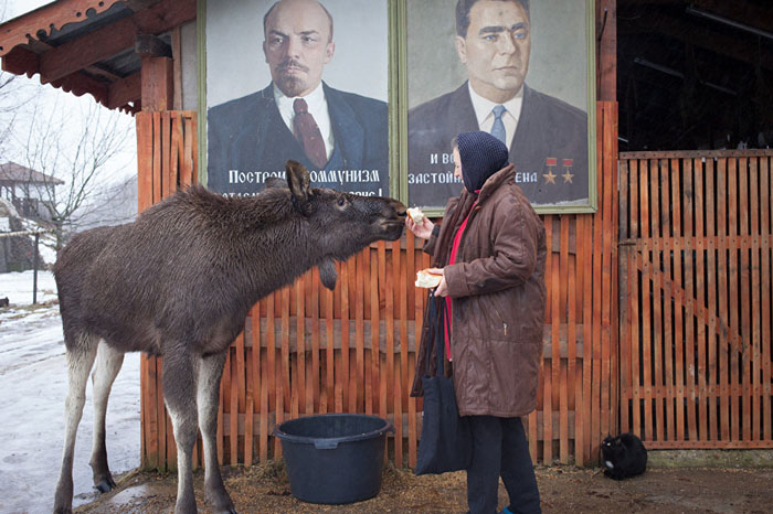 Гриша со своей *мамой* Светланой Цайко. Фото: Сергей Лескеть.