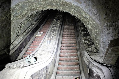 Под Севастополем есть заброшенное метро ? (22 фото) Под Севастополем есть заброшенное метро ? (22 фото)