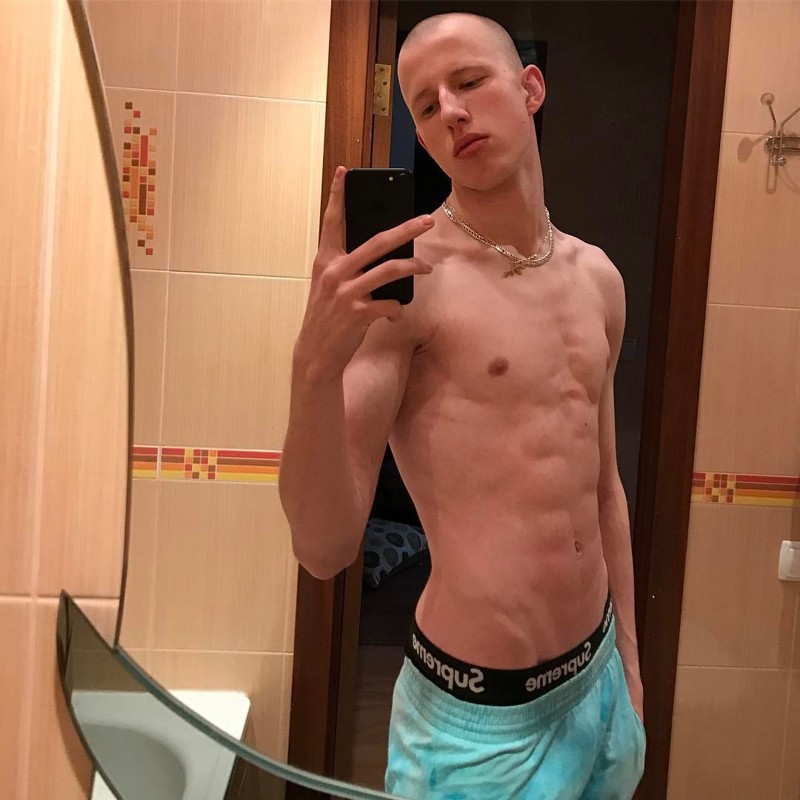 Модель по кличке Север. Парень с улиц Бишкека попал в список самых модных людей мира мода, модель, одежда