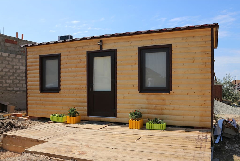 <a  data-cke-saved-href="https://www.airbnb.ru/rooms/14801348" href="https://www.airbnb.ru/rooms/14801348" target="_blank">Экомодули из дерева</a> на море за 623 рубля в сутки