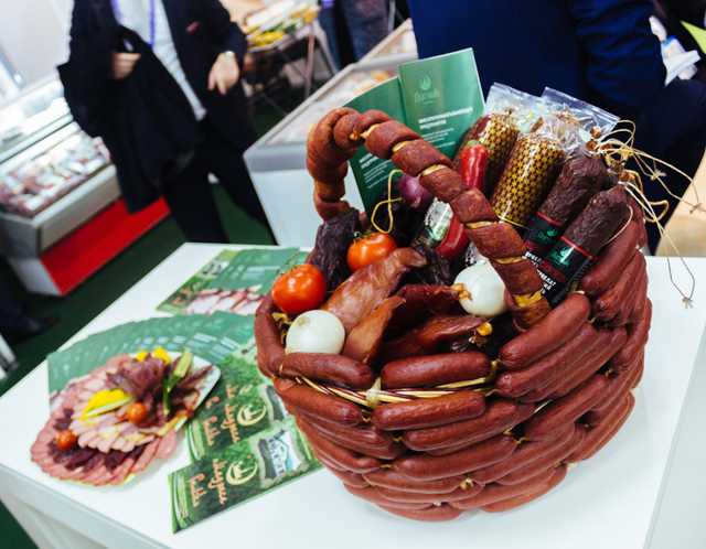 На халяль-продукции должен быть соответствующий знак.