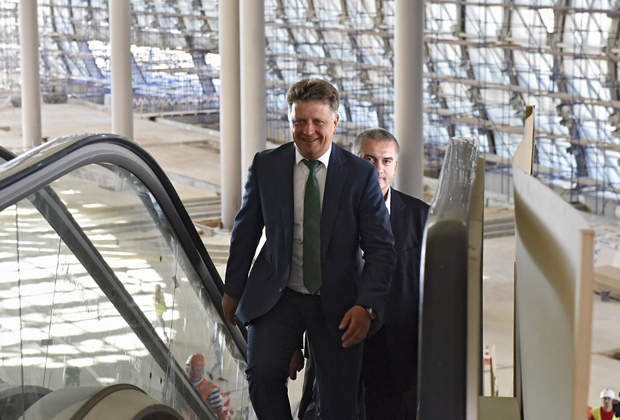 Министр транспорта РФ Максим Соколов с рабочим визитом посетил строительную площадку нового терминала международного аэропорта «Симферополь»