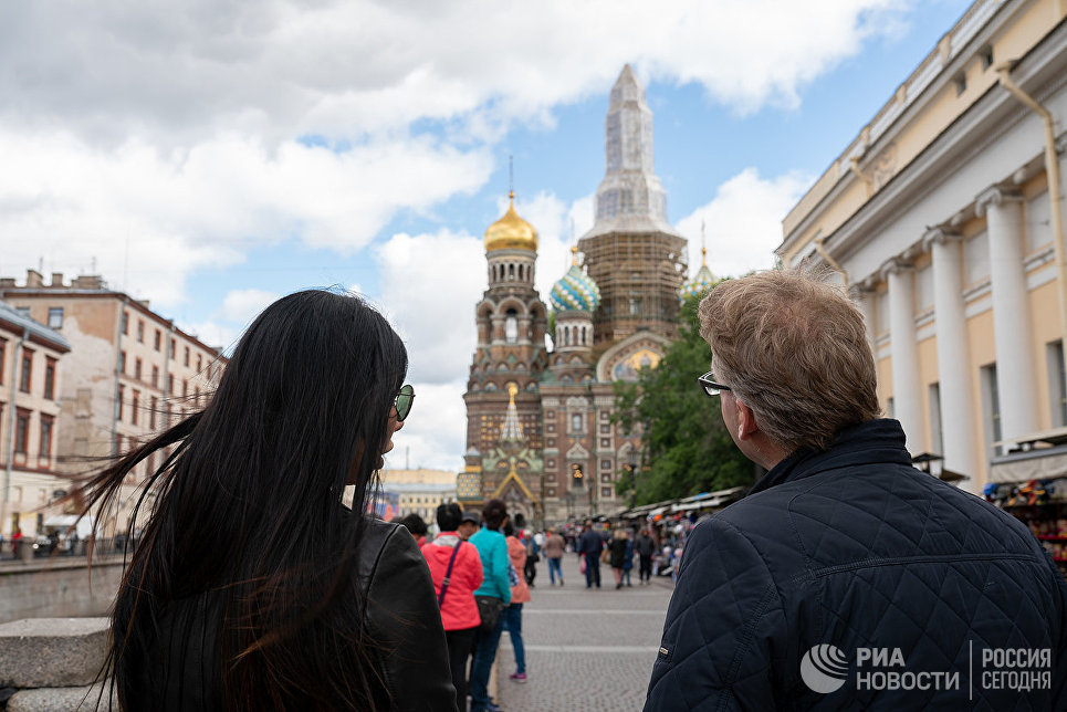 Туристы на улице, Санкт-Петербург