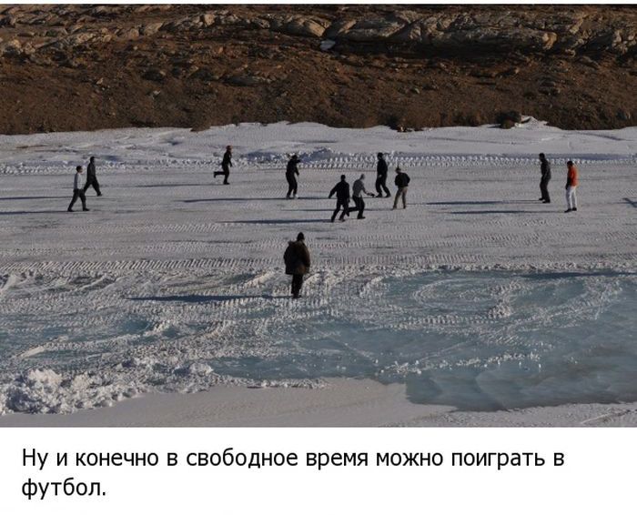 Жизнь в Антарктиде: исследовательская станция 'Прогресс' (19 фото)