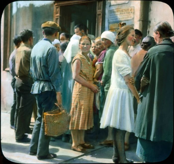 Редчайшие снимки цветной Москвы 1931 года в цвете (77 фото)