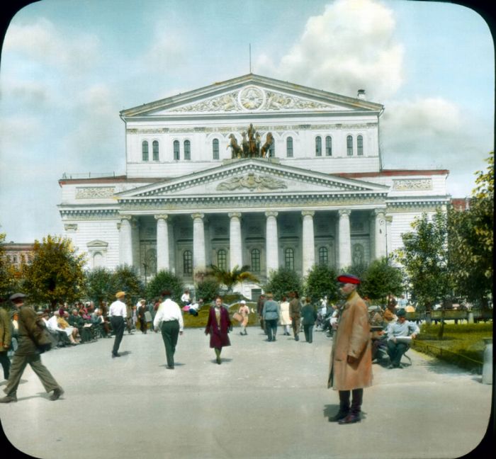 Редчайшие снимки цветной Москвы 1931 года в цвете (77 фото)