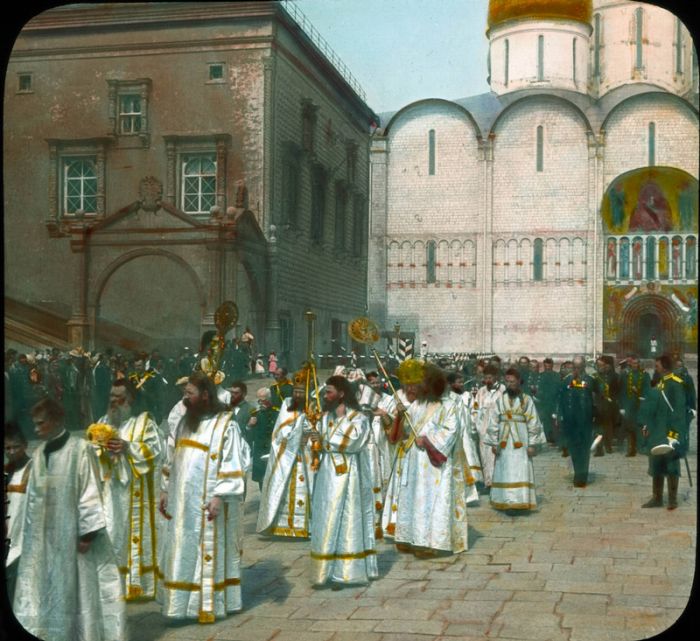 Редчайшие снимки цветной Москвы 1931 года в цвете (77 фото)