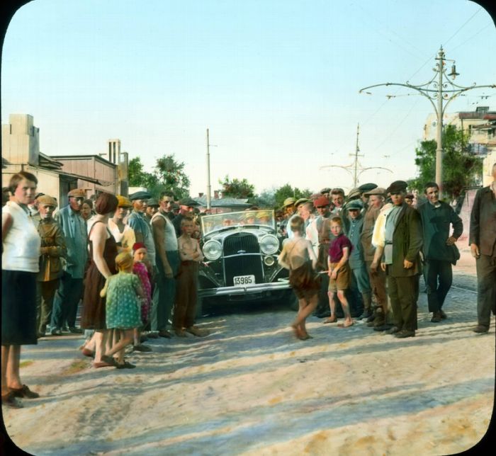 Редчайшие снимки цветной Москвы 1931 года в цвете (77 фото)