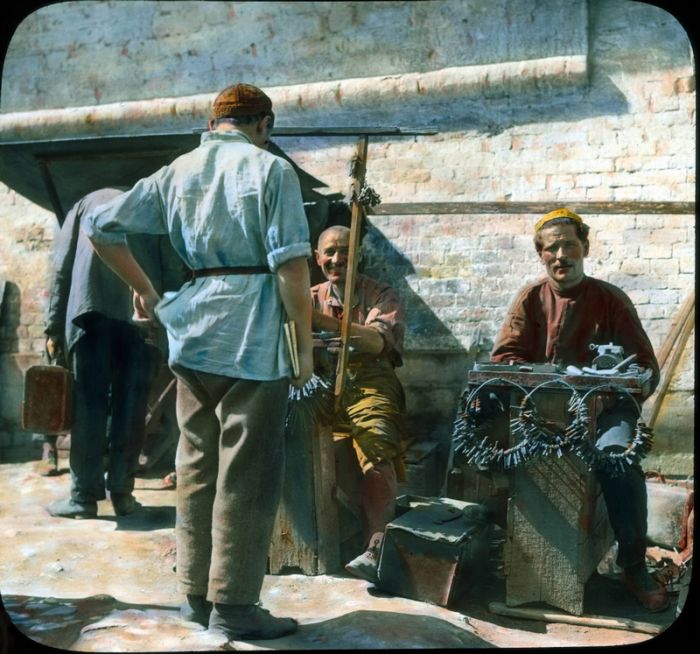 Редчайшие снимки цветной Москвы 1931 года в цвете (77 фото)