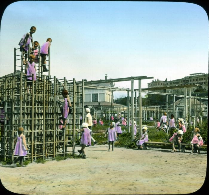 Редчайшие снимки цветной Москвы 1931 года в цвете (77 фото)