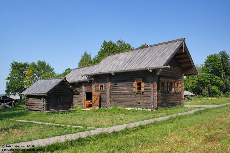 Изба Утенковой, Витославлицы