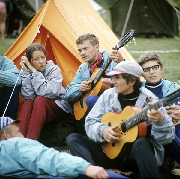 Туристы спортивного клуба Львовского завода имени Ленина, 1 июля 1973 года. Фото: Б. Криштул / РИА Новости