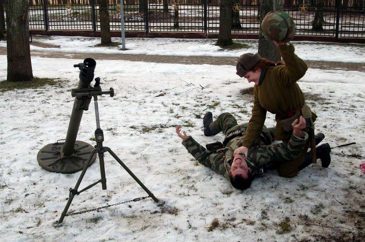 Забавные моменты из жизни военных реконструкторов (22)