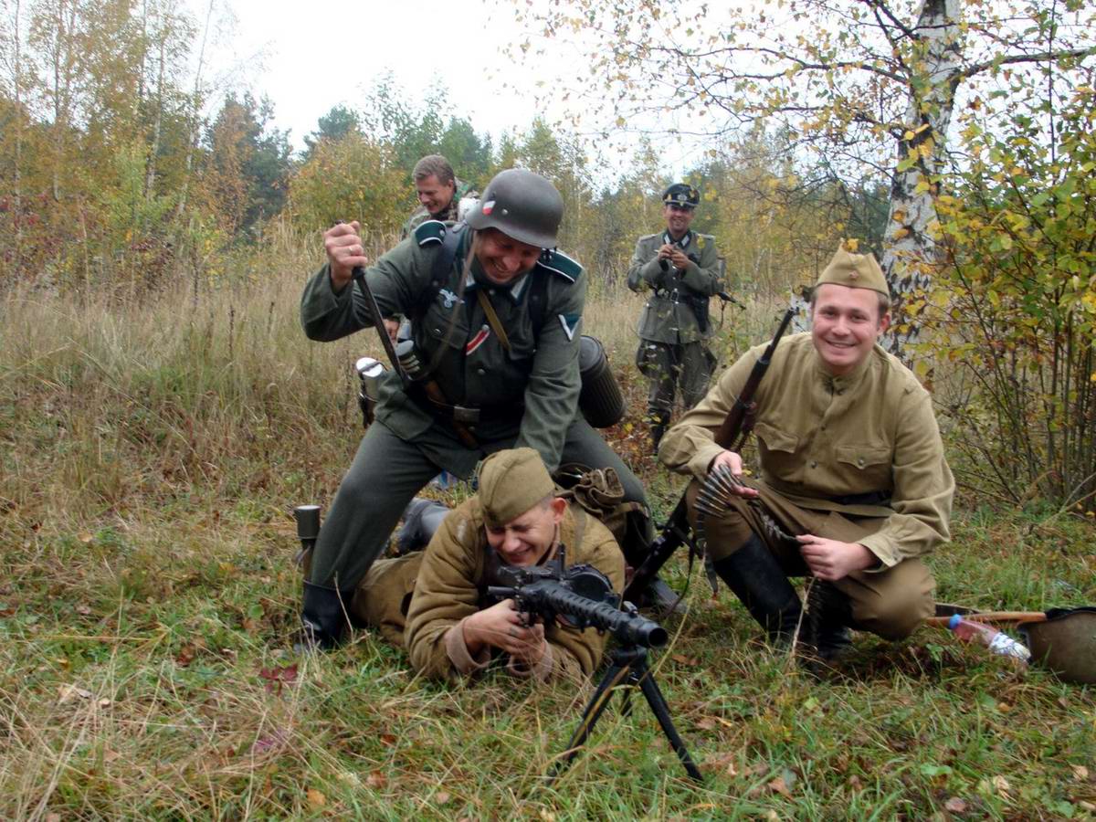 Забавные моменты из жизни военных реконструкторов (23)
